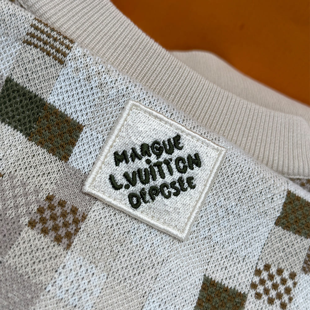 LV UNISEX SHIRT(size:XS|S|M|L)