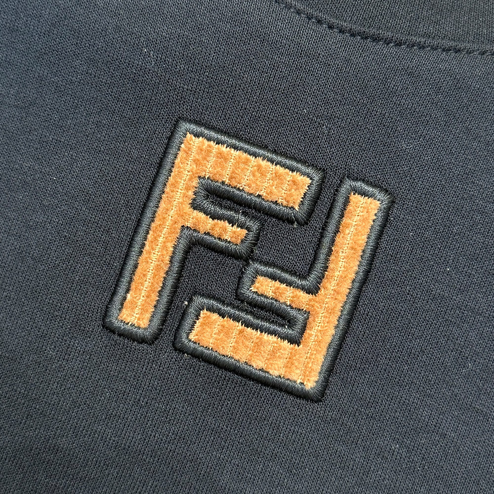 F**di UNISEX SHIRT(size:S|M|L|XL)