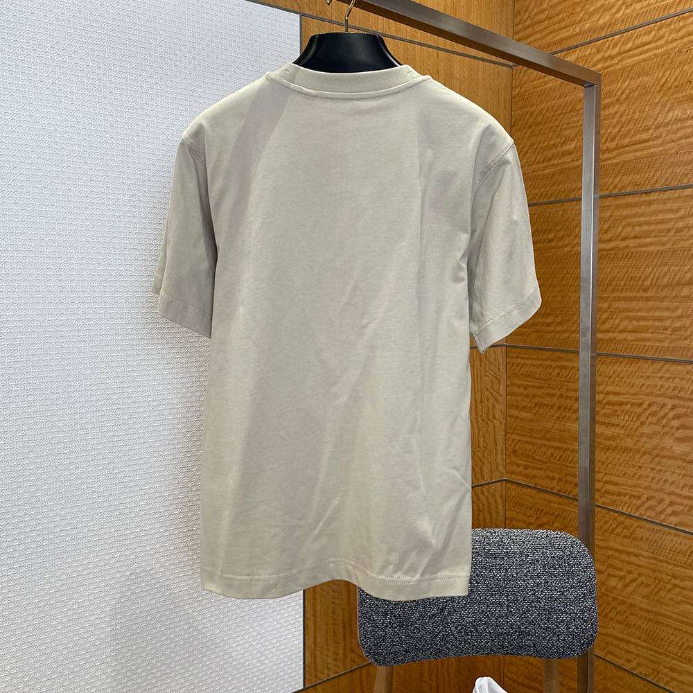 Bv*b*rry UNISEX SHIRT(size:XS|S|M|L)