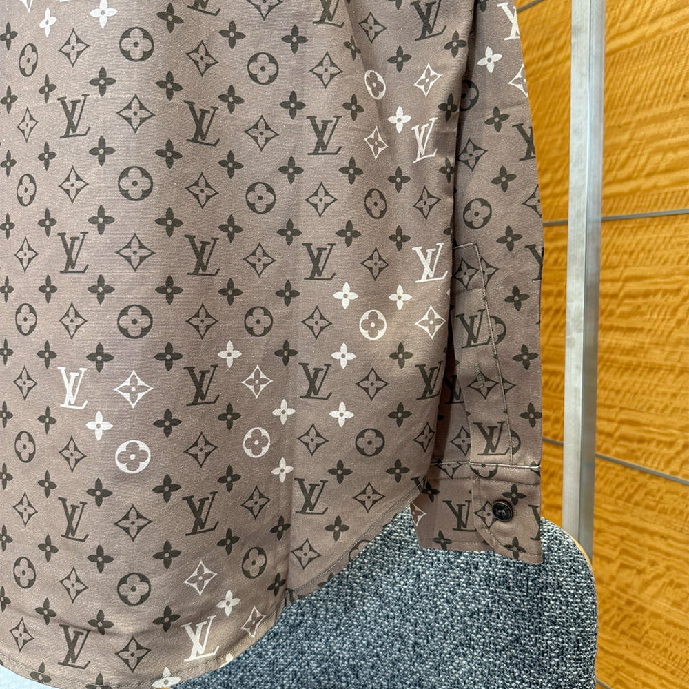 LV UNISEX SHIRT(size:S|M|L|XL)
