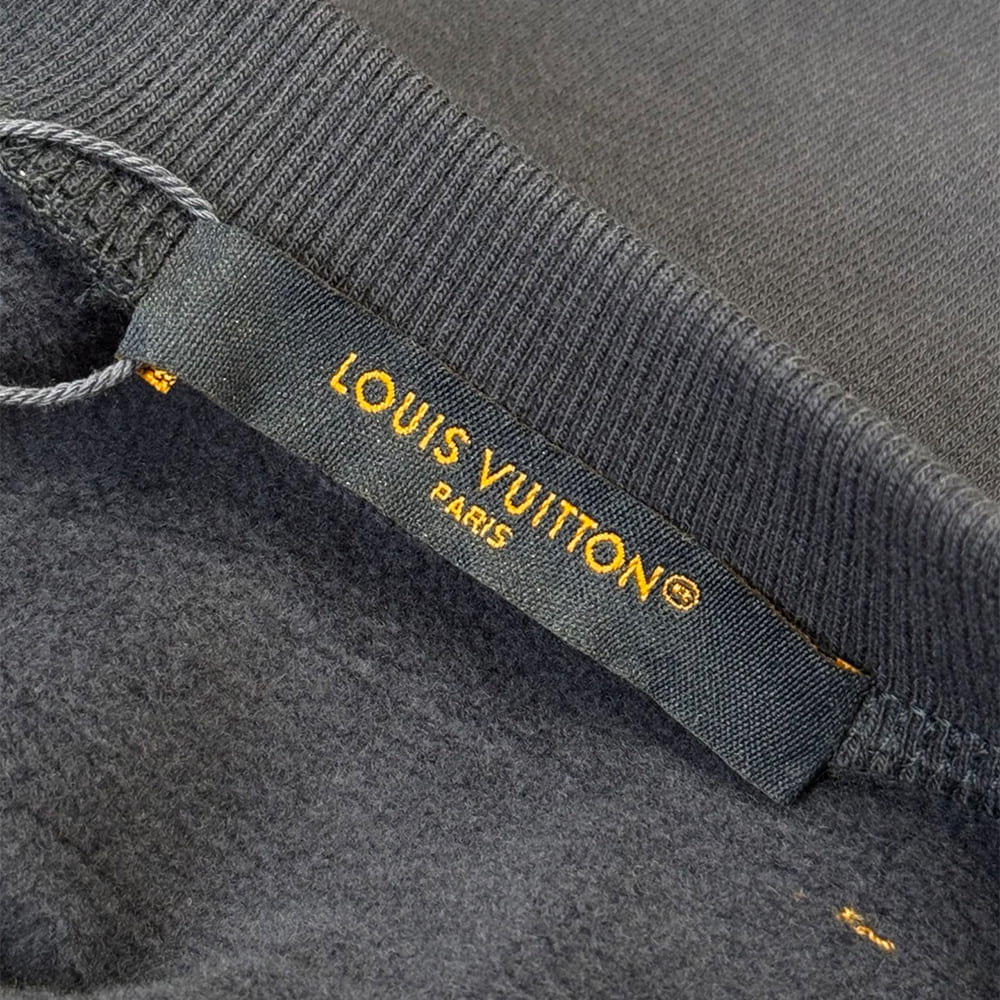 LV UNISEX SHIRT(size:S|M|L|XL)
