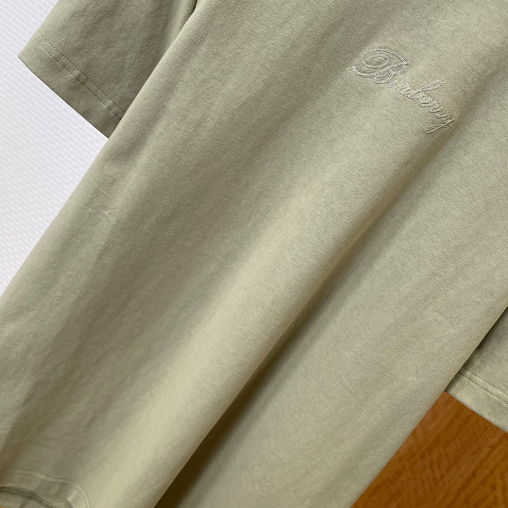Bv*b*rry UNISEX SHIRT(size:S|M|L|XL)