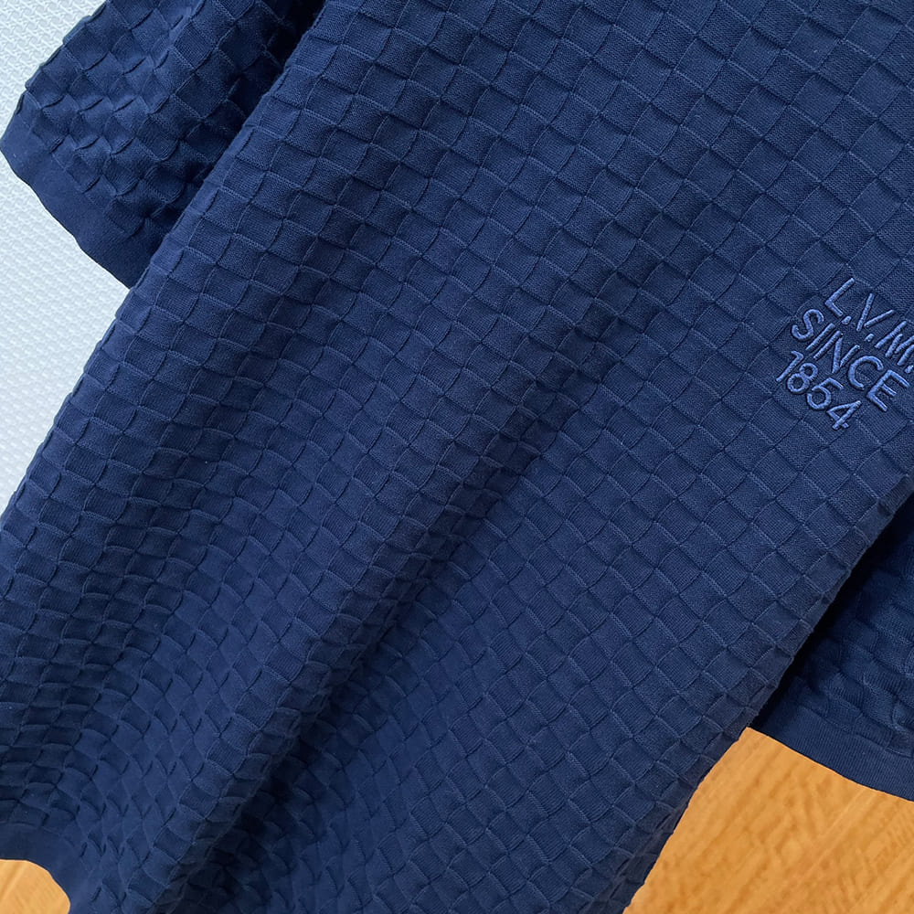 LV UNISEX SHIRT(size:S|M|L|XL)