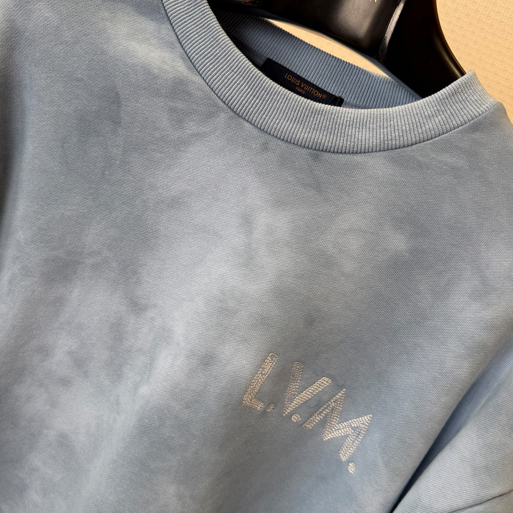 LV UNISEX SHIRT(size:XS|S|M|L)