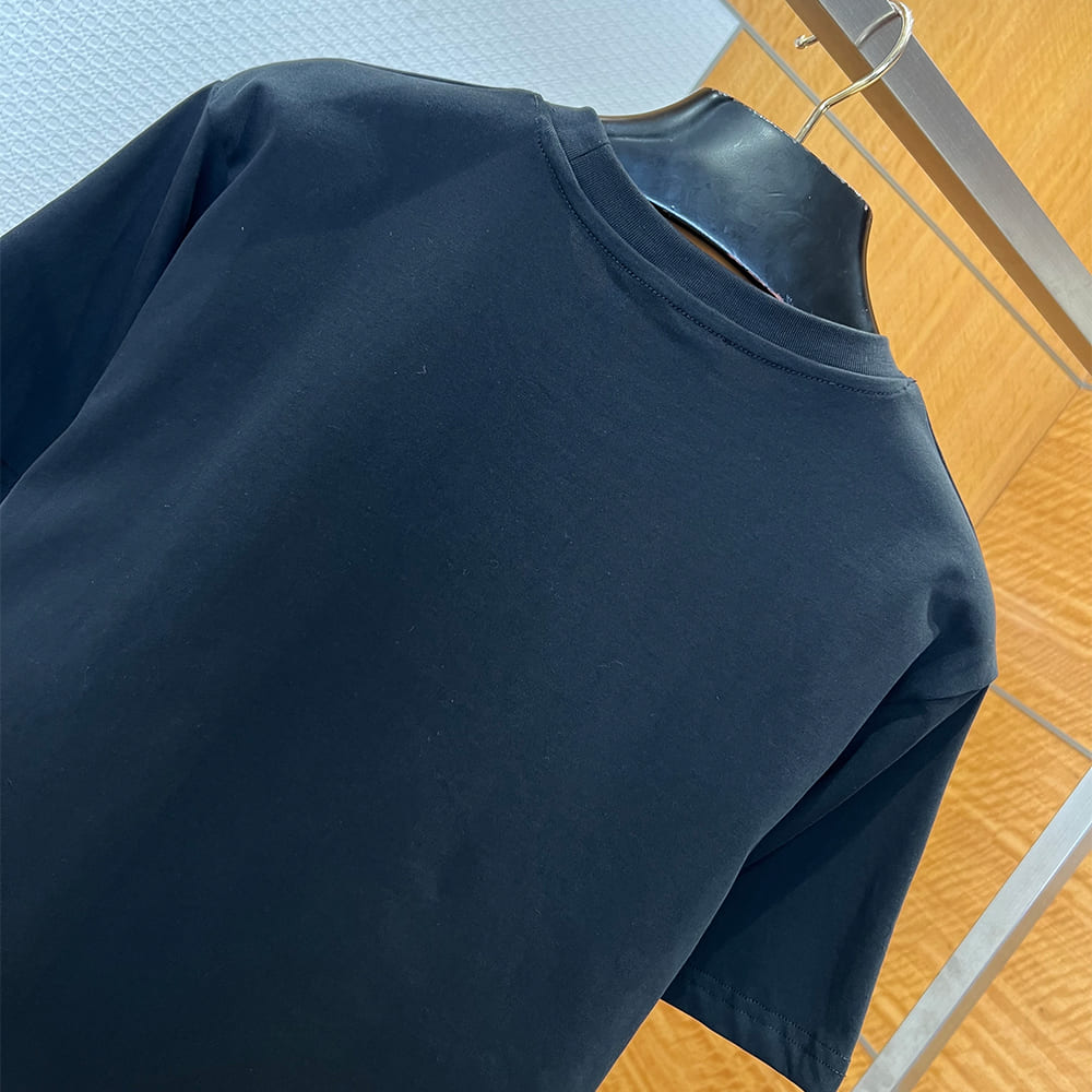Gvc*1 UNISEX SHIRT(size:XS|S|M|L)