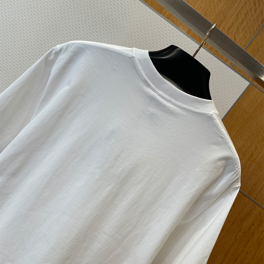 Bv*b*rry UNISEX SHIRT(size:S|M|L|XL)