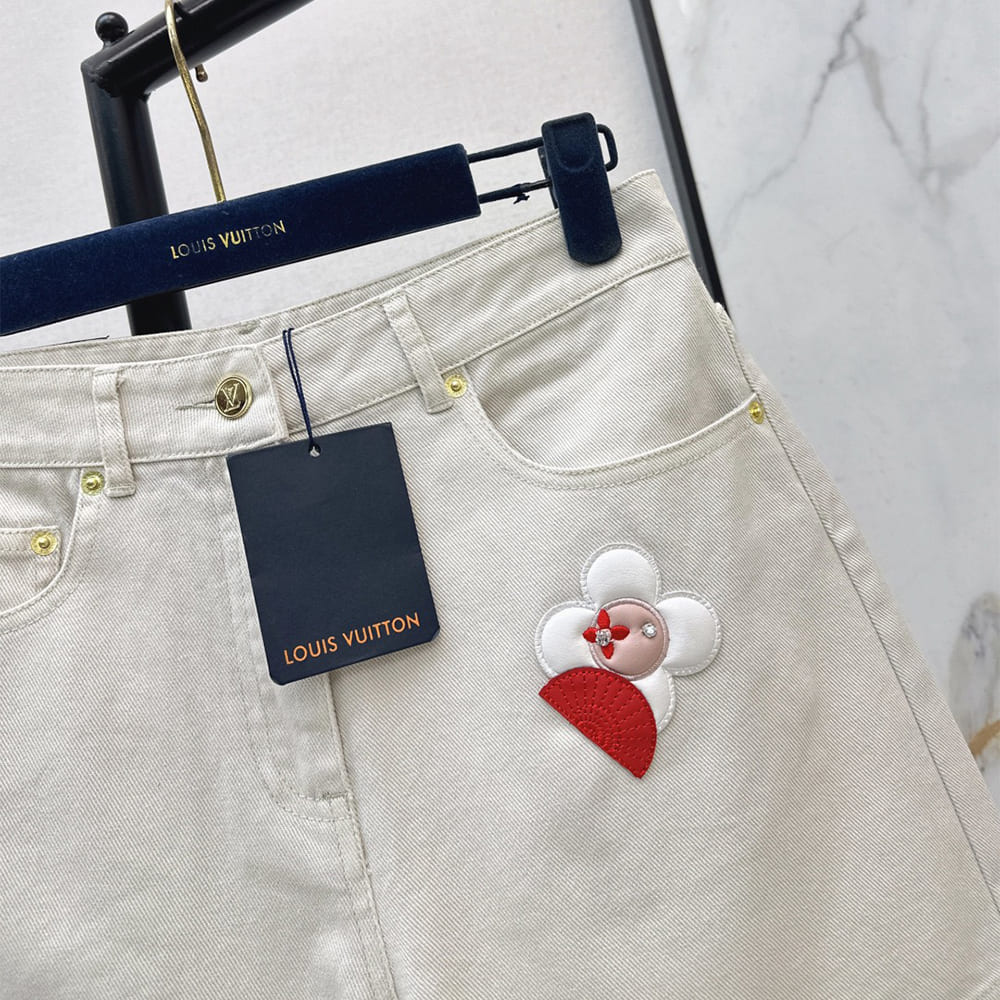 LV WOMEN SHORTS(size:S|M|L|XL)
