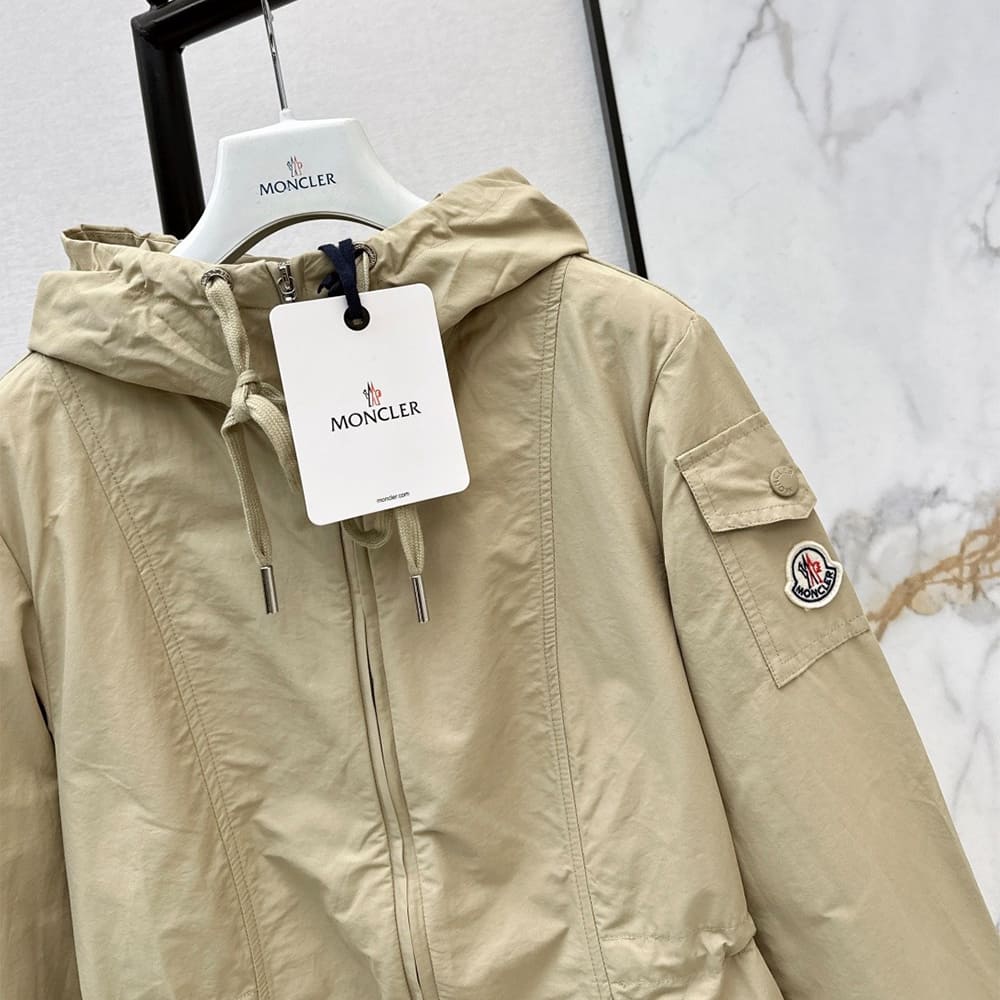 MONCLER WOMEN COAT(size:0|1|2)