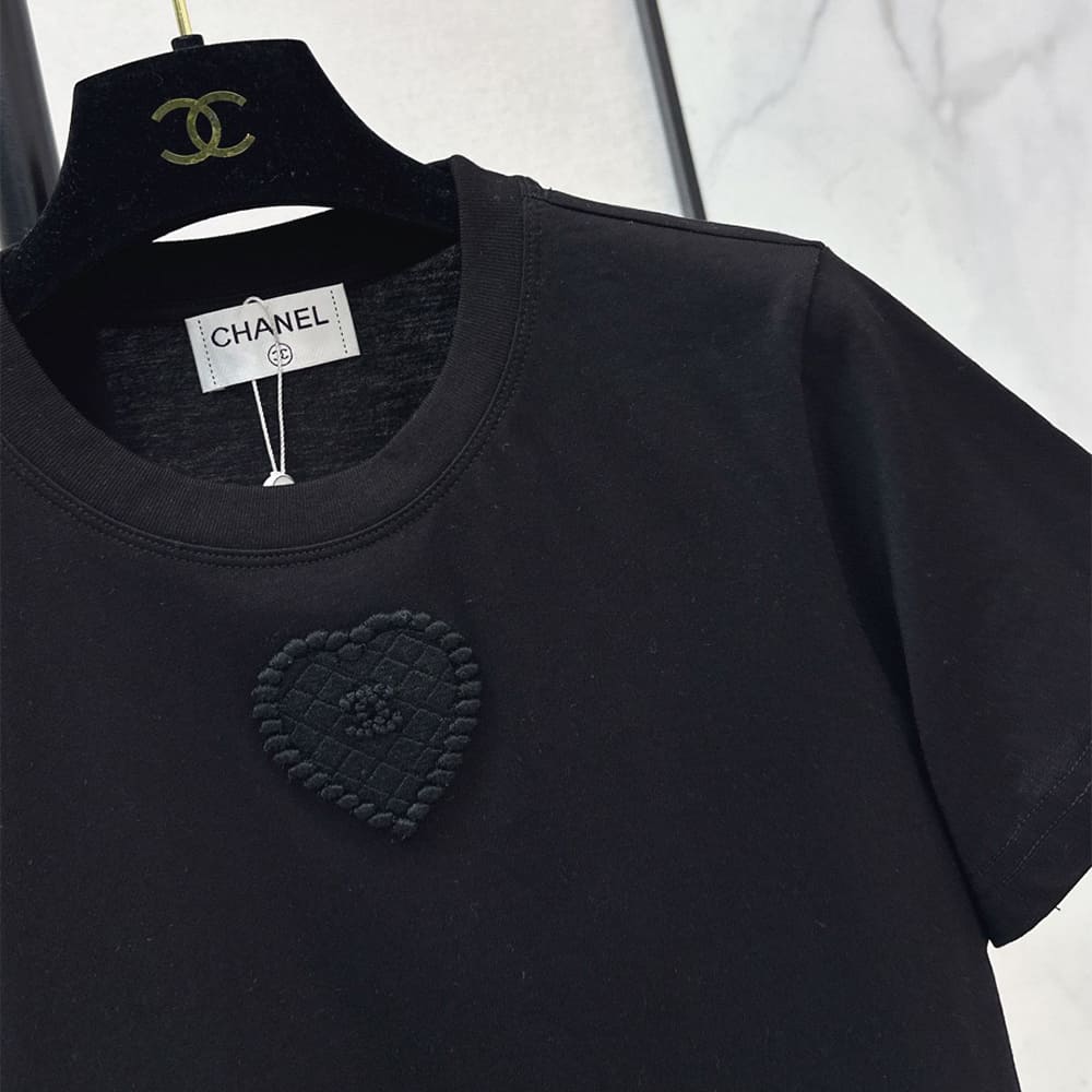 Ch**el WOMEN SHIRT(size:S|M|L)