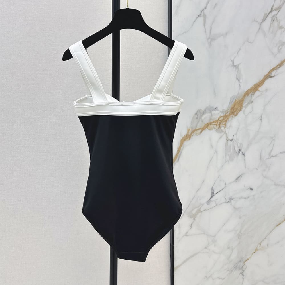 Ch**el WOMEN Swimsuit(size:S|M|L)