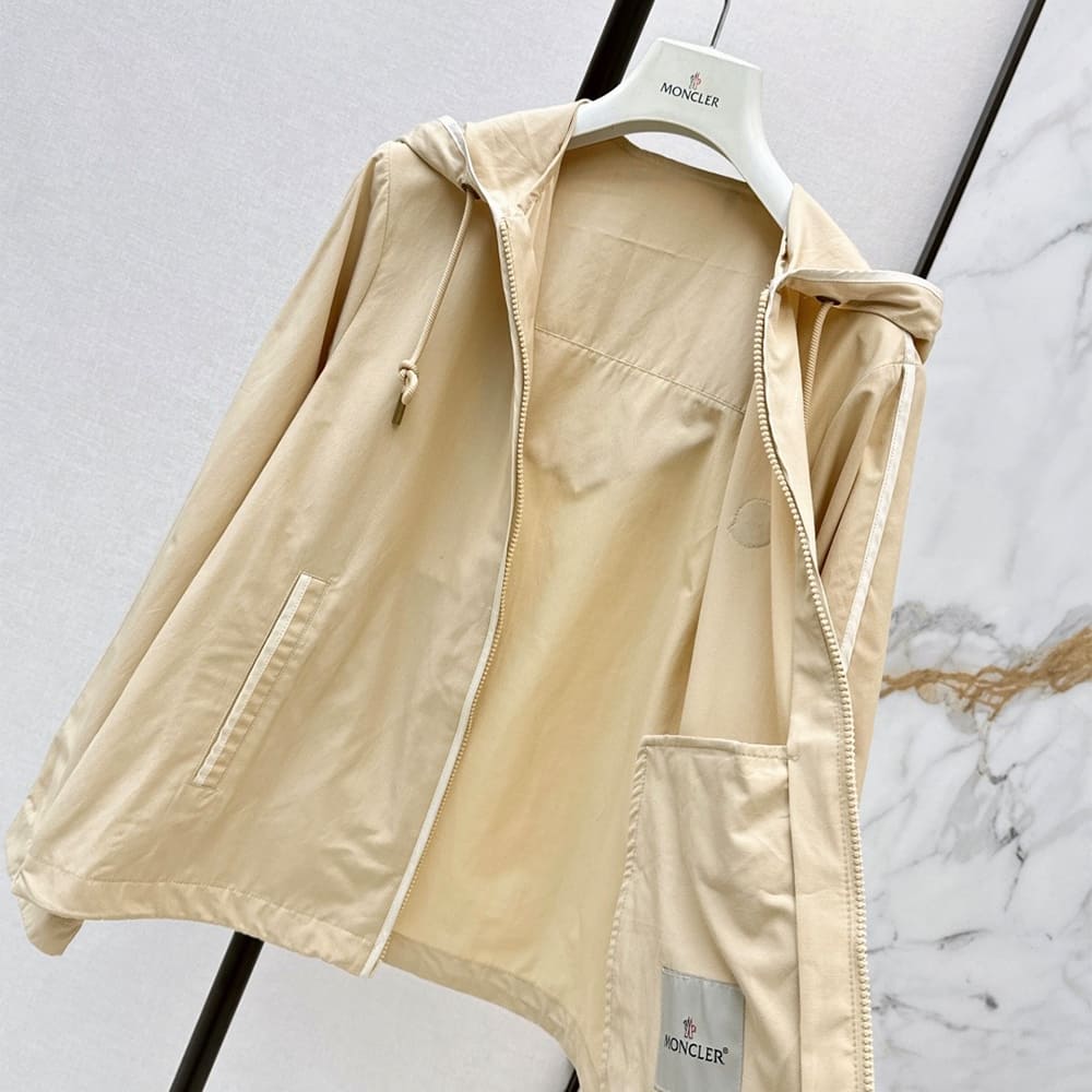 MONCLER WOMEN COAT(size:0|1|2|3)