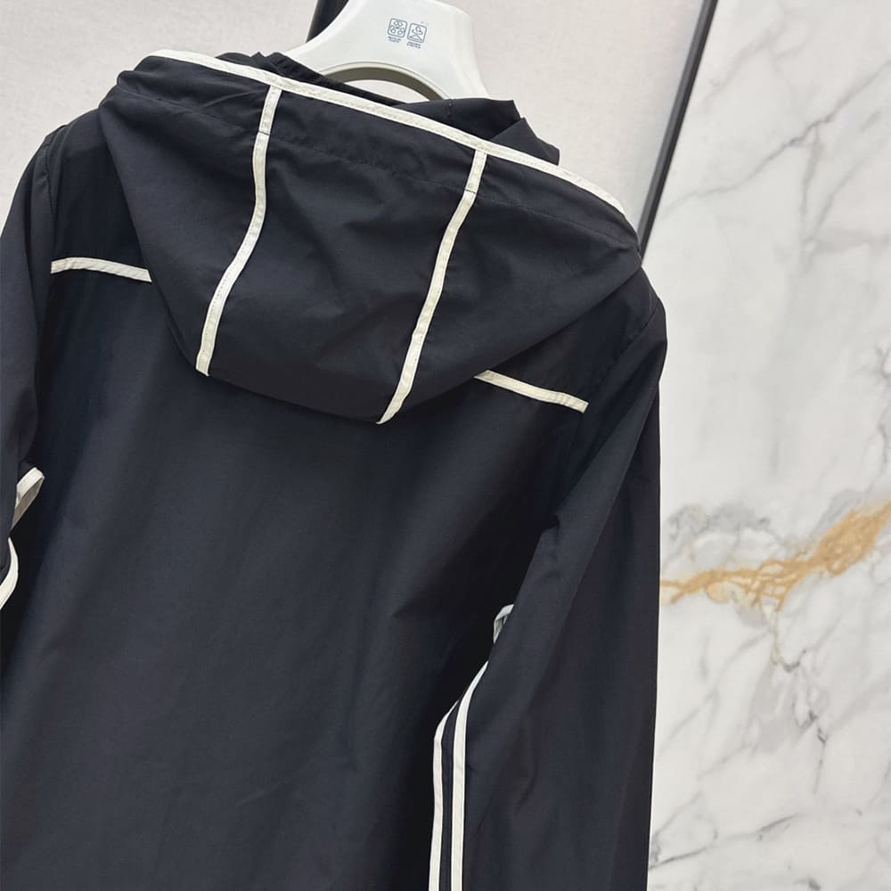MONCLER WOMEN COAT(size:0|1|2|3)