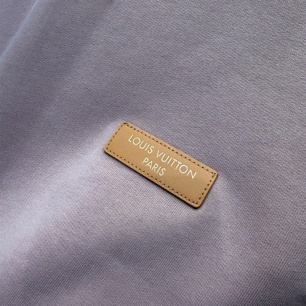 LV UNISEX SHIRT(size:XS|S|M|L)