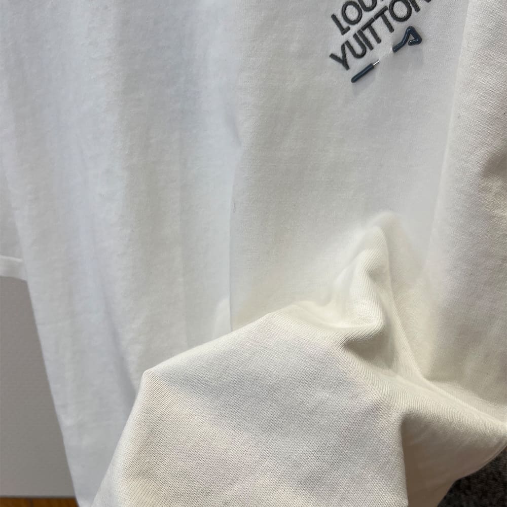 LV UNISEX SHIRT(size:S|M|L|XL)