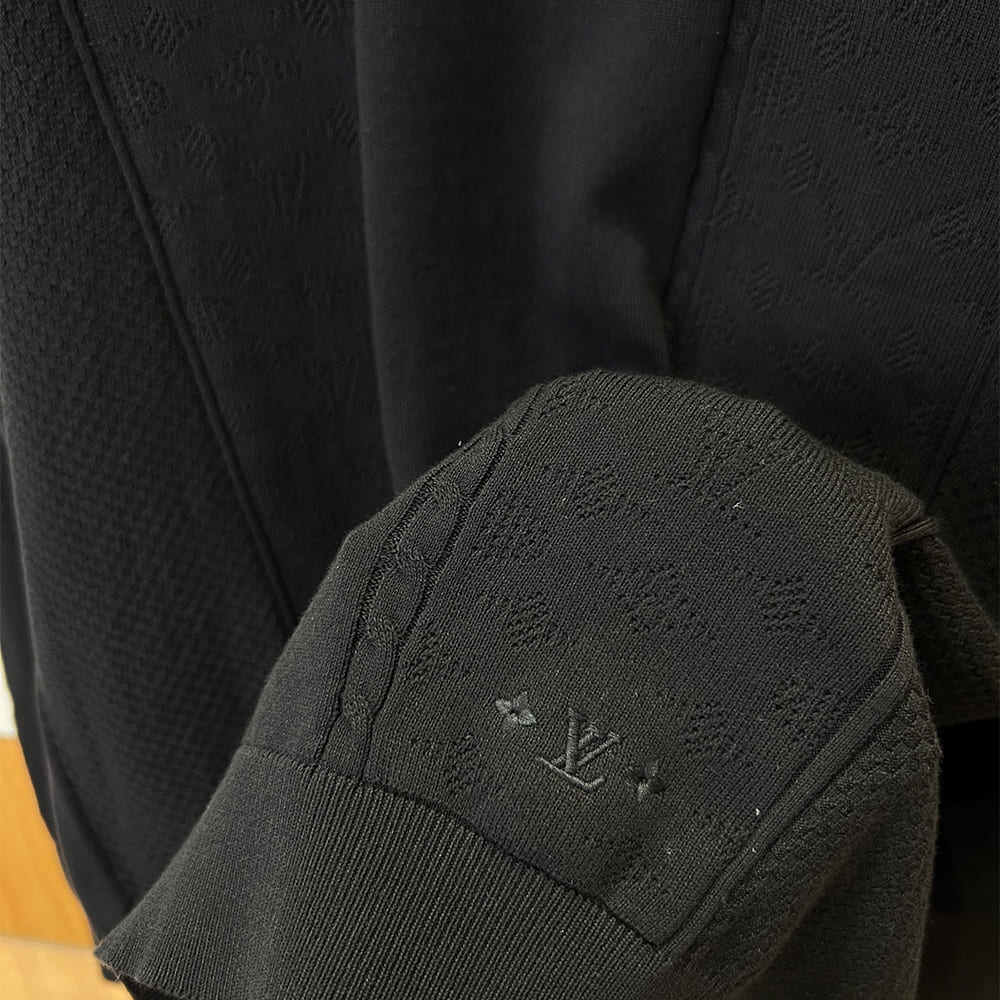 LV UNISEX SHIRT(size:S|M|L|XL)