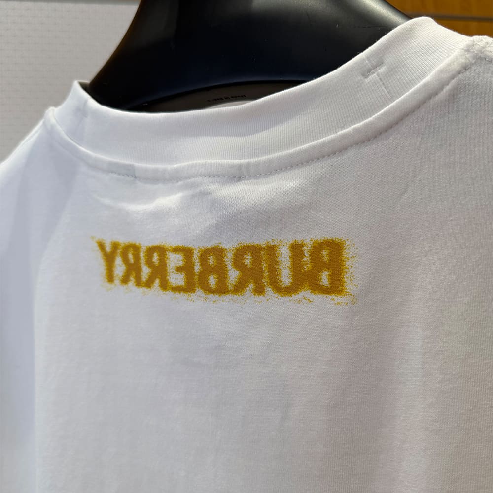 Bv*b*rry UNISEX SHIRT(size:S|M|L|XL)