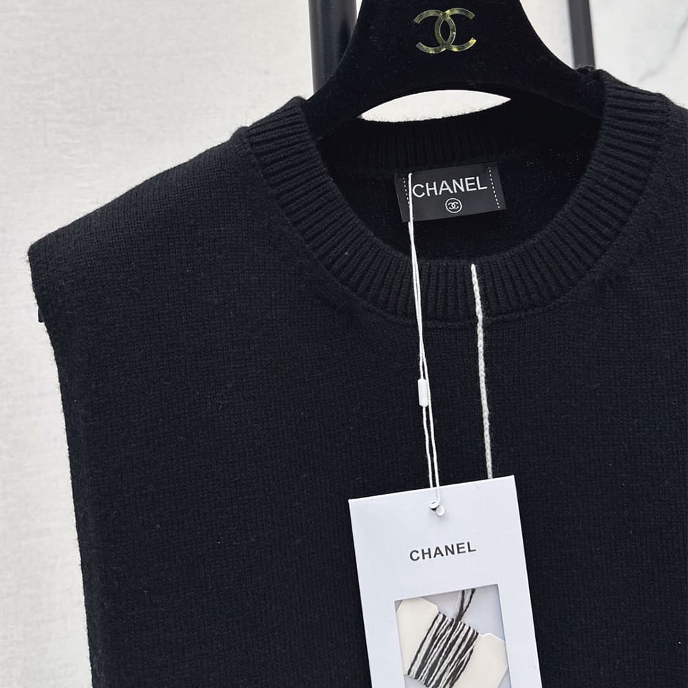 Ch**el WOMEN SHIRT(size:S|M|L)