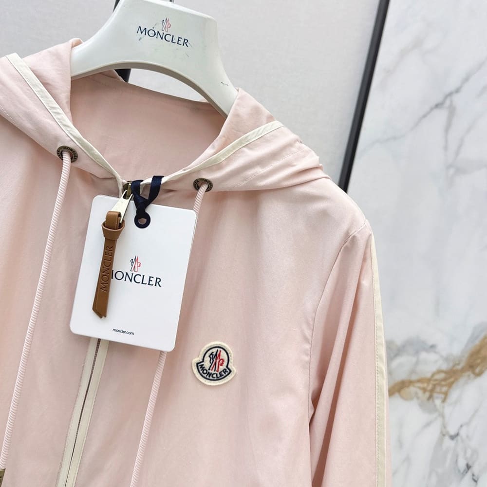 MONCLER WOMEN COAT(size:0|1|2|3)