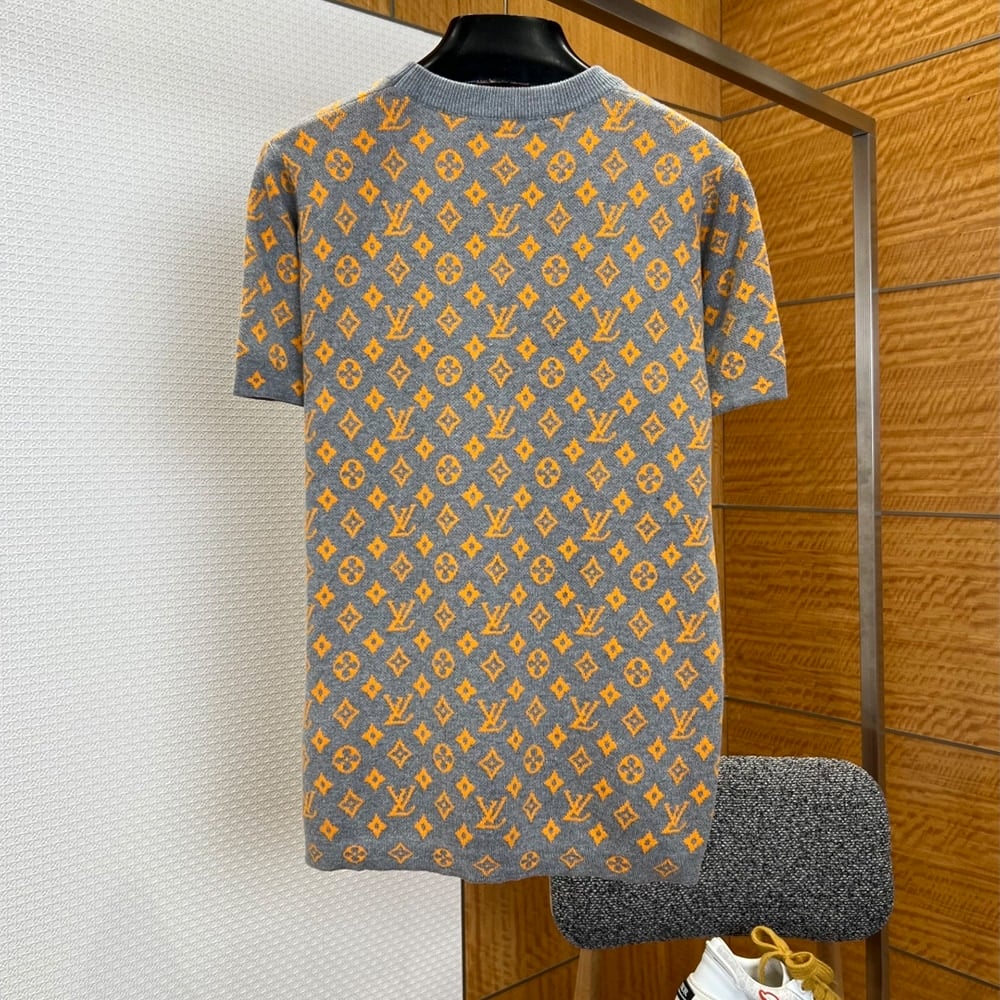 LV UNISEX SHIRT (size:S|M|L|XL)