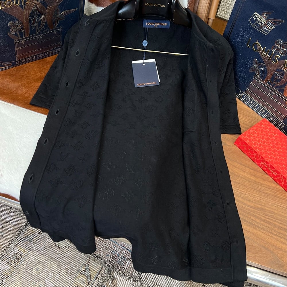 LV UNISEX SHIRT (size:S|M|L|XL)