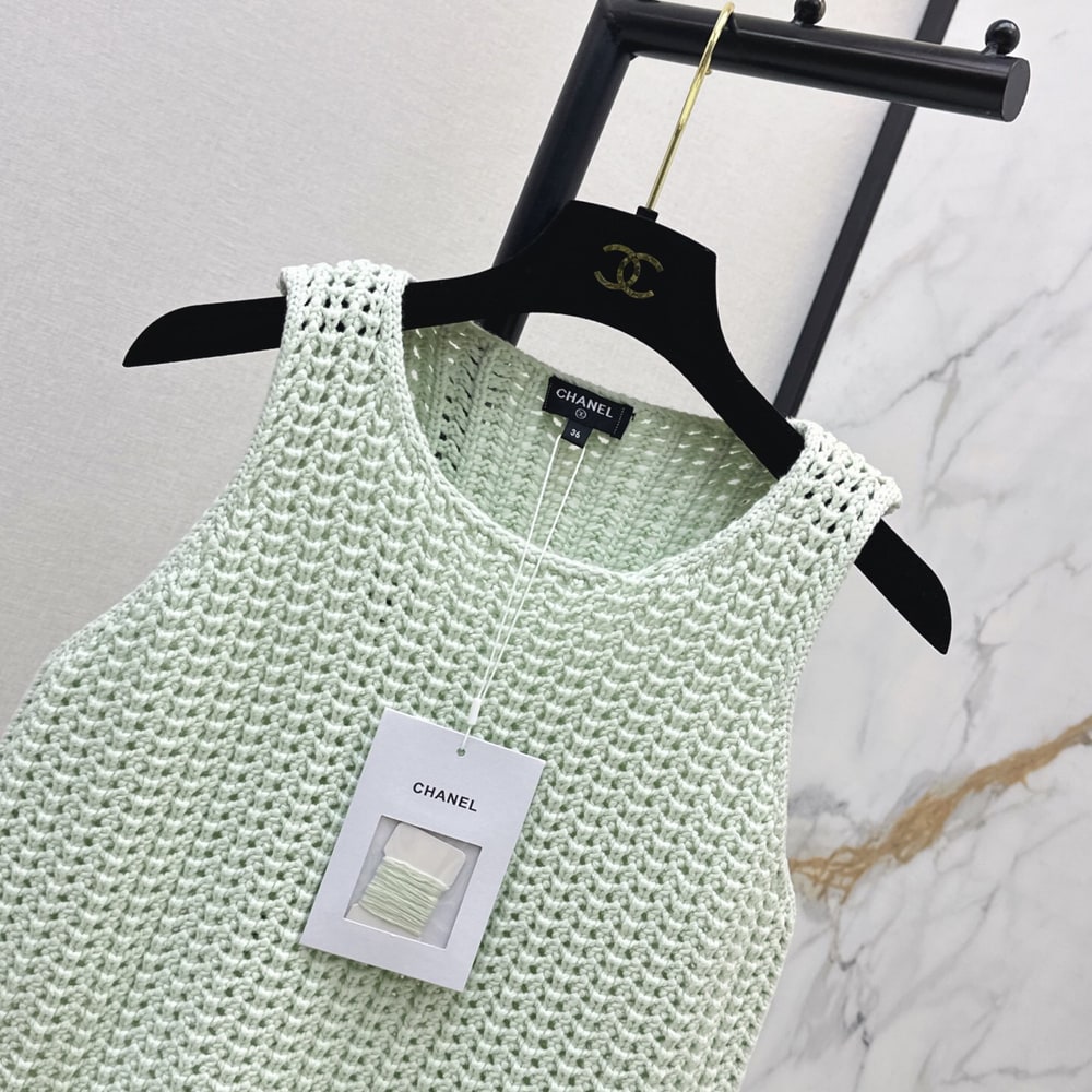 Ch**el WOMEN SHIRT(size:S|M|L)