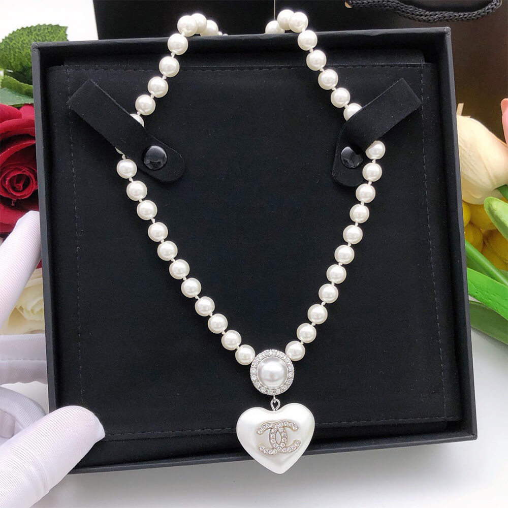 Ch**el Pearl Heart Charm NECKLACE