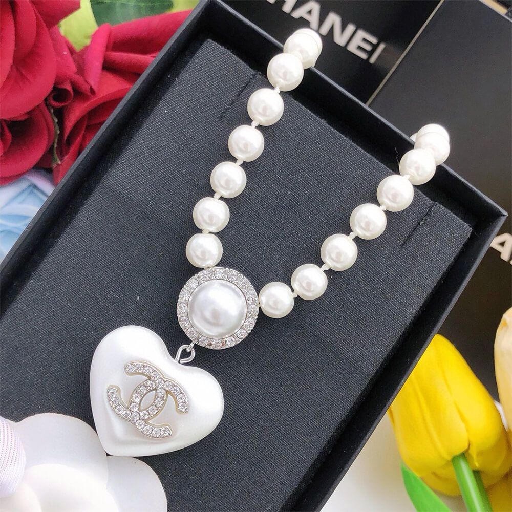 Ch**el Pearl Heart Charm NECKLACE