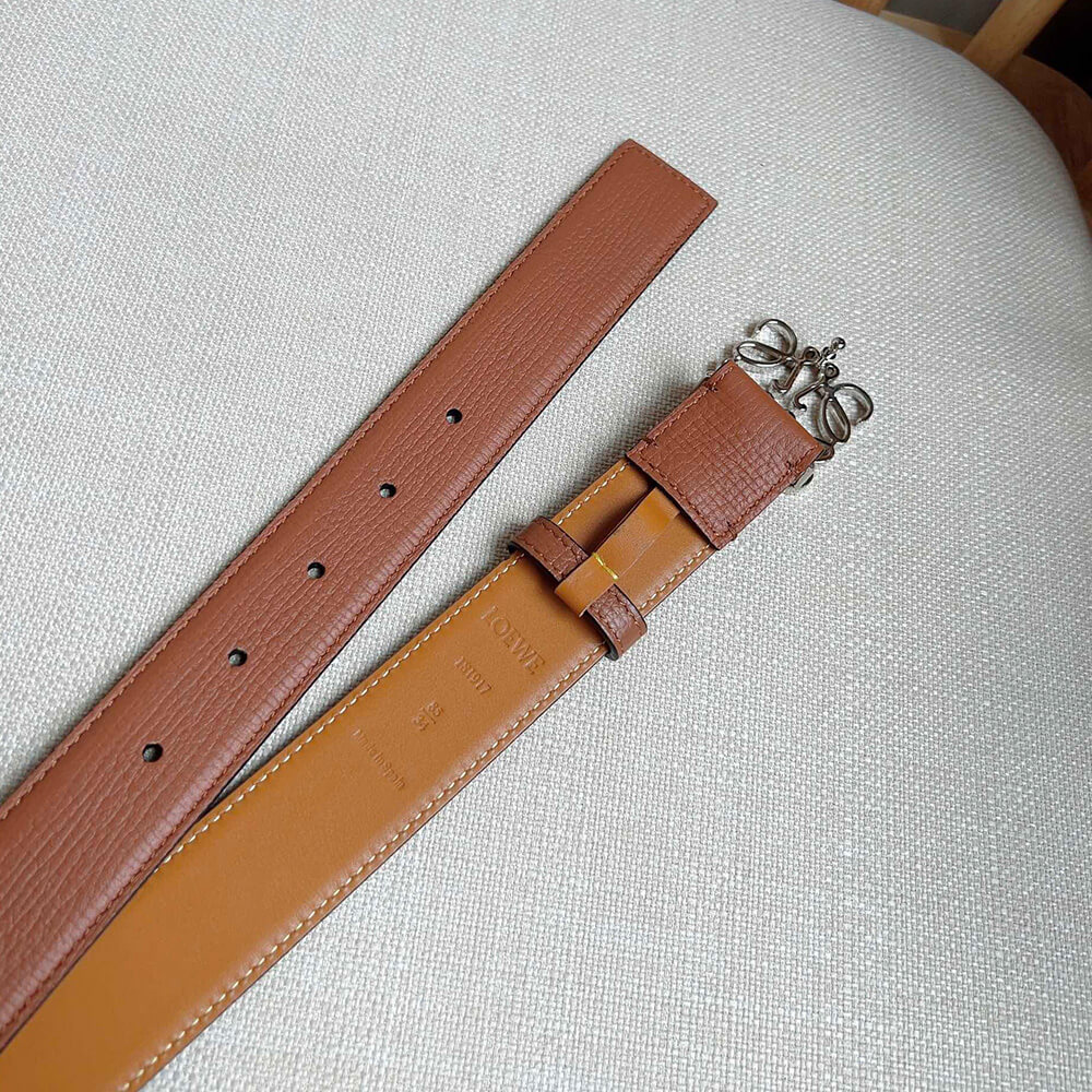 L0ew* Anagram belt in pebble grain calfskin 32mm