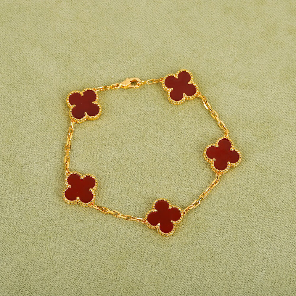 V*n Cl**f & Aepels Vintage Alhambra bracelet, 5 motifs