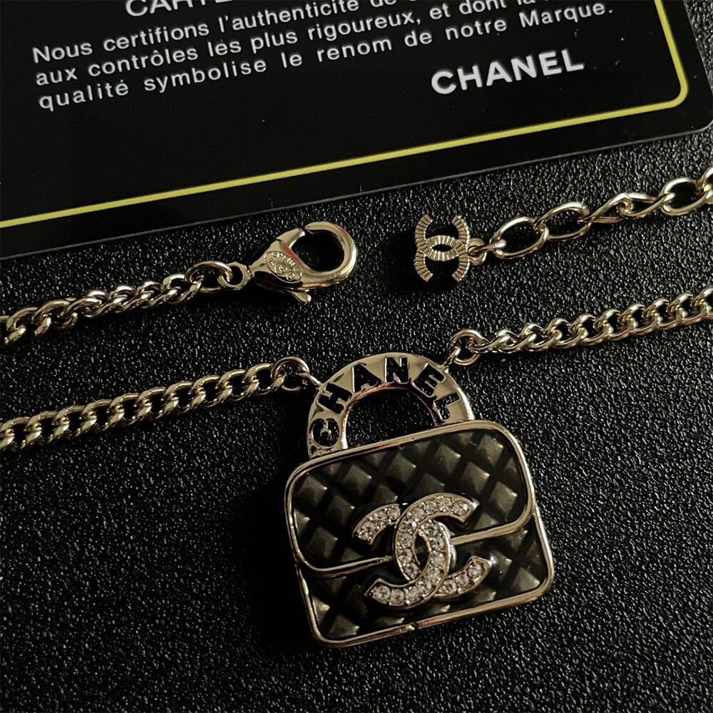 Ch**el Necklace