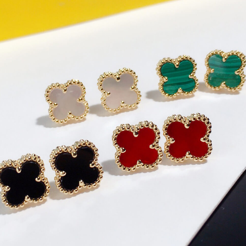 V*n Cl**f & Aepels Earrings
