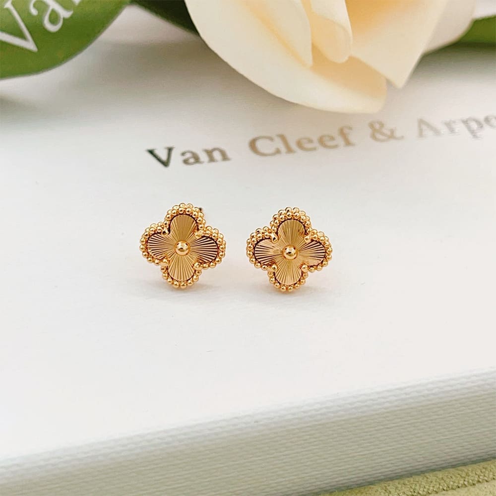 VCA Alhambra Earrings