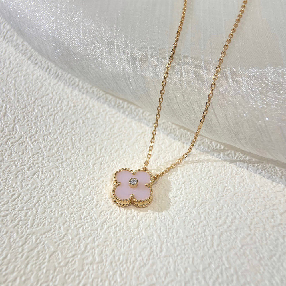 VCA necklace