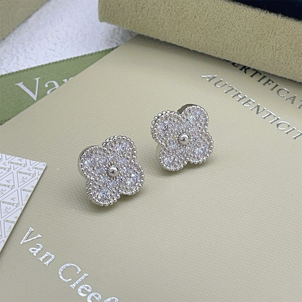 VCA Alhambra Earrings