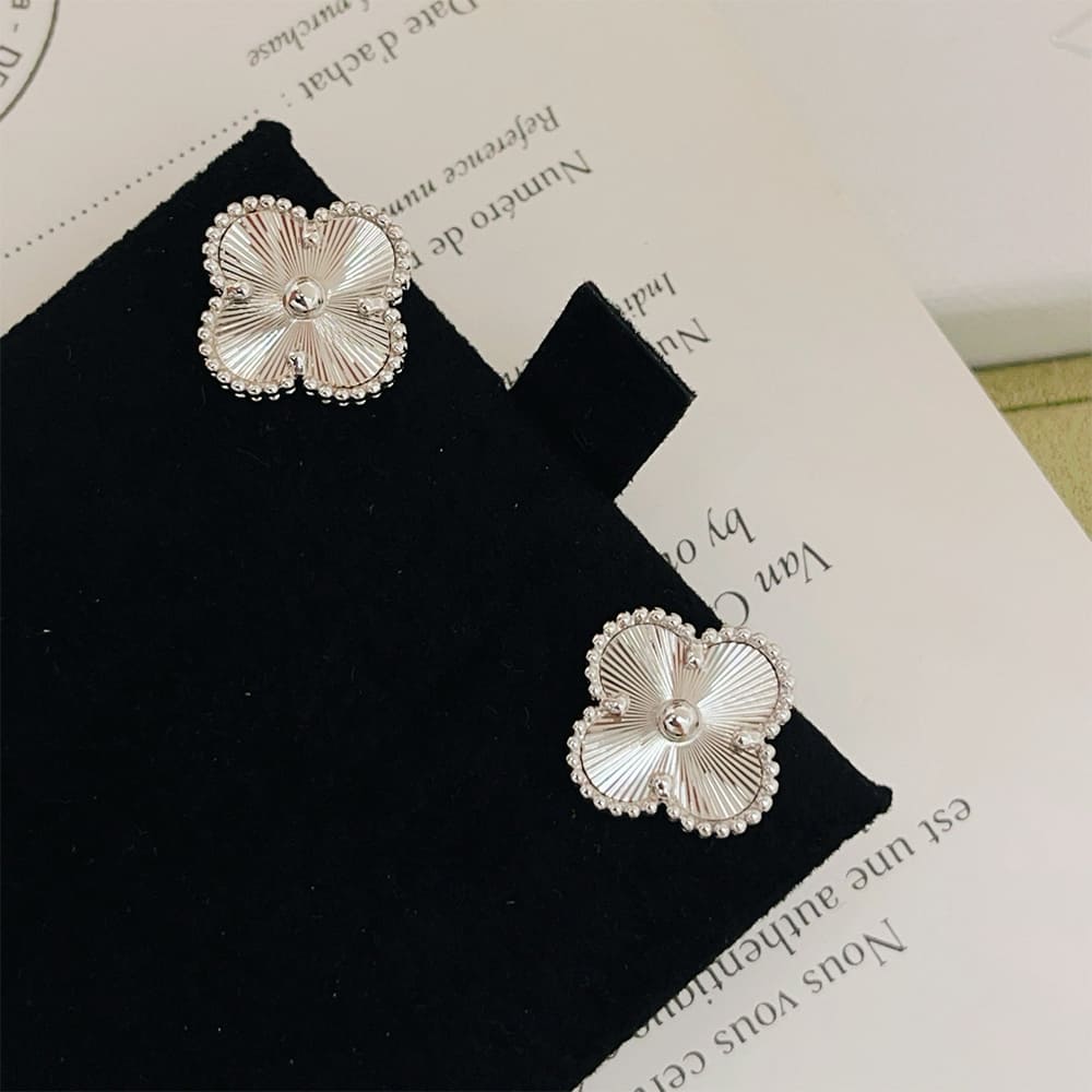 VCA Alhambra Earrings
