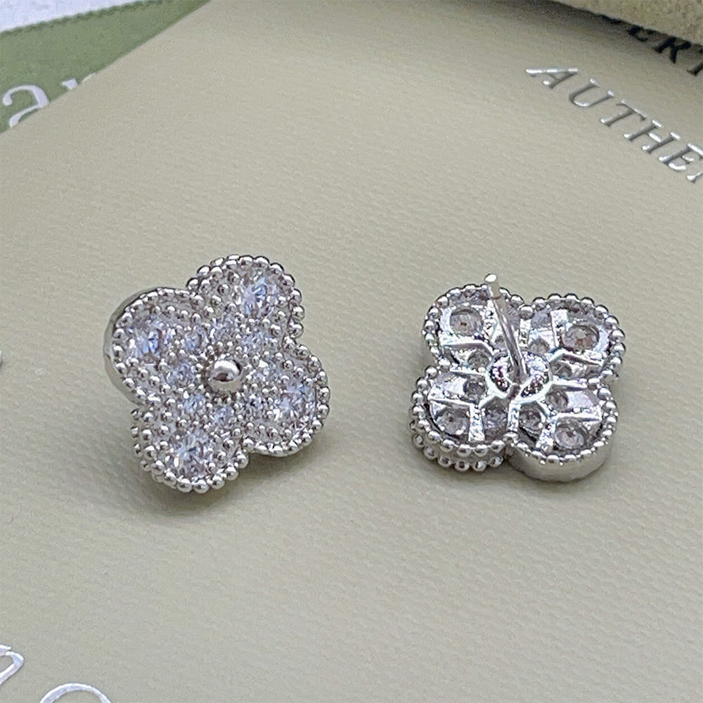 VCA Alhambra Earrings