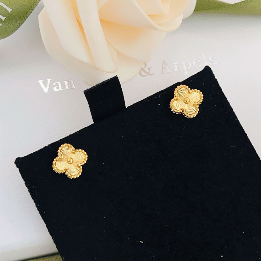 VCA Alhambra Earrings