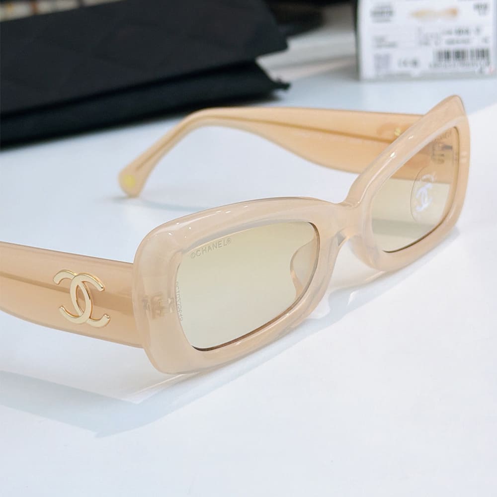 Ch**el Butterfly Sunglasses