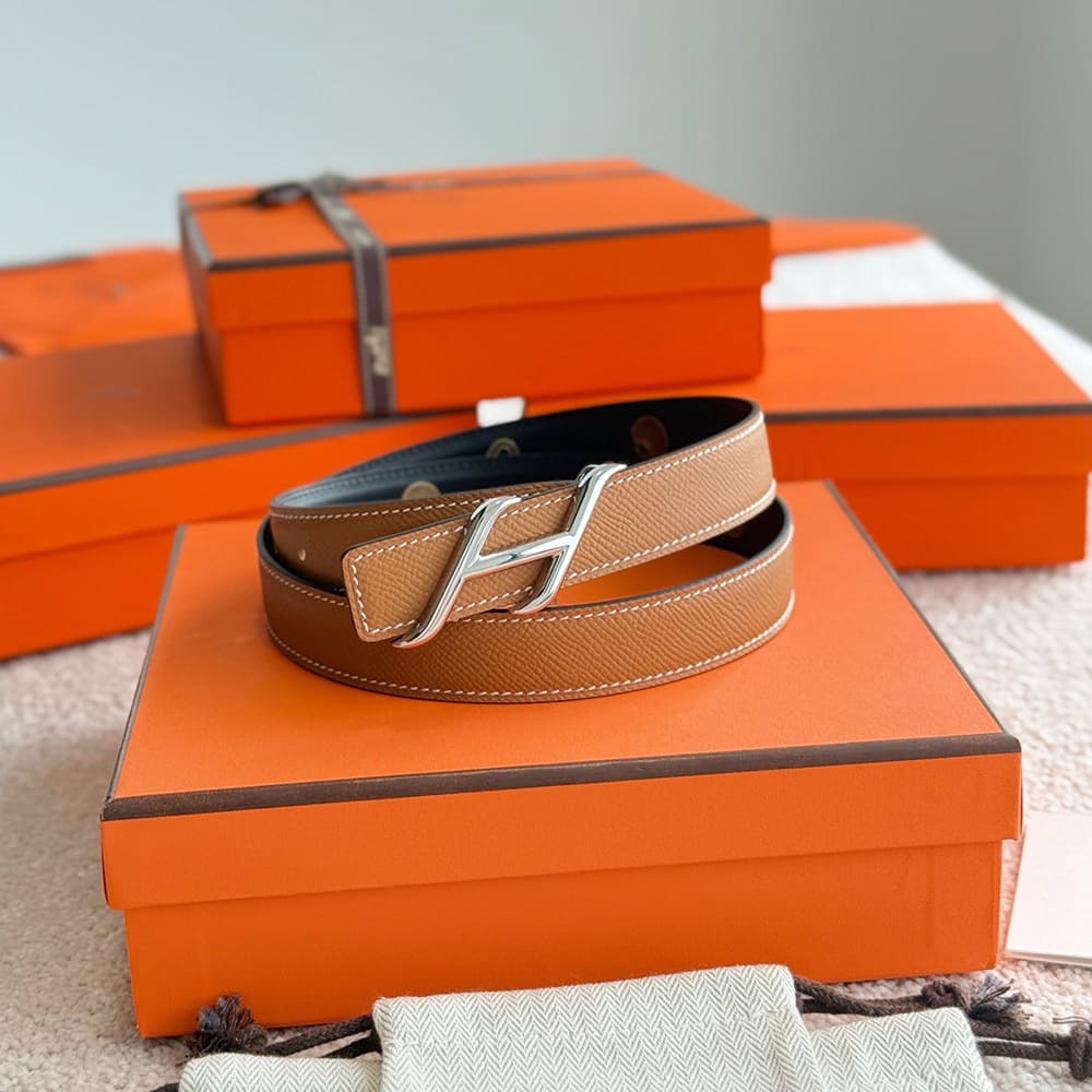 H**me5 HDN belt buckle & H**me5 sur Mer reversible leather strap 24 mm