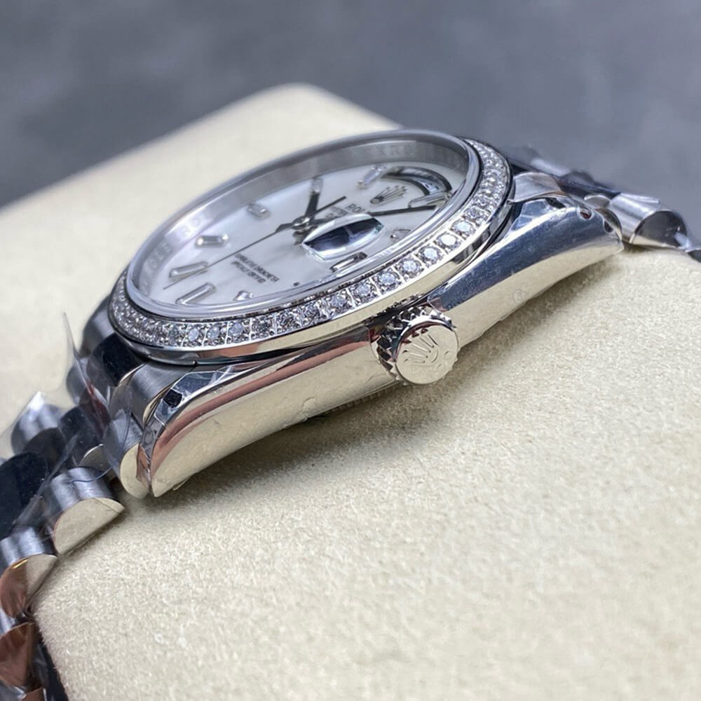 R01ex Day-Date 36