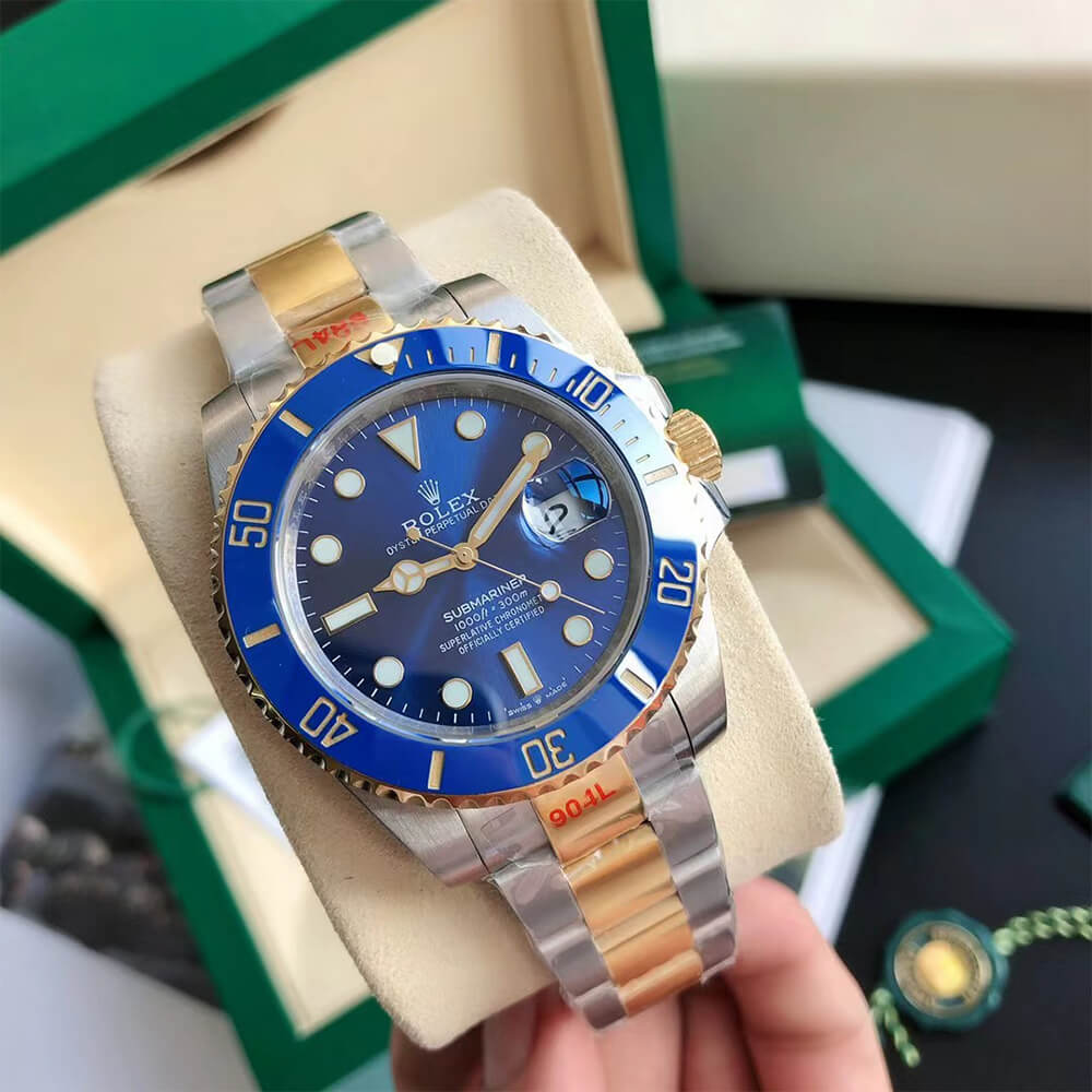 R01ex Submariner Date