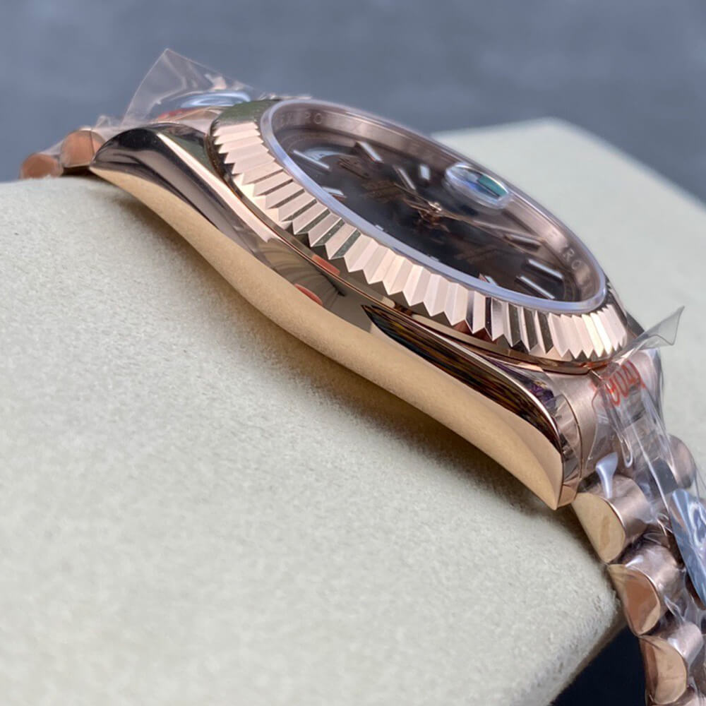 R01ex Day-Date 40
