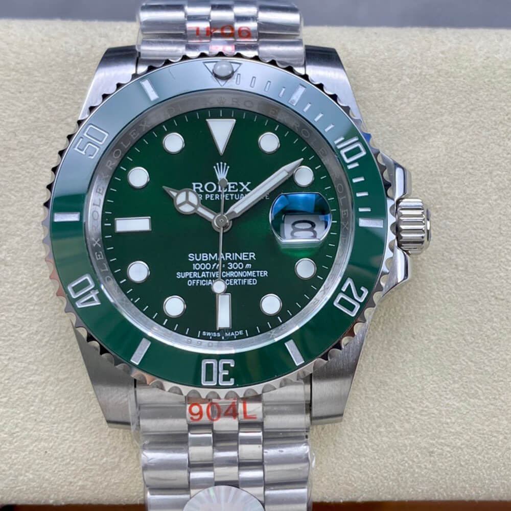 R01ex Submariner Date