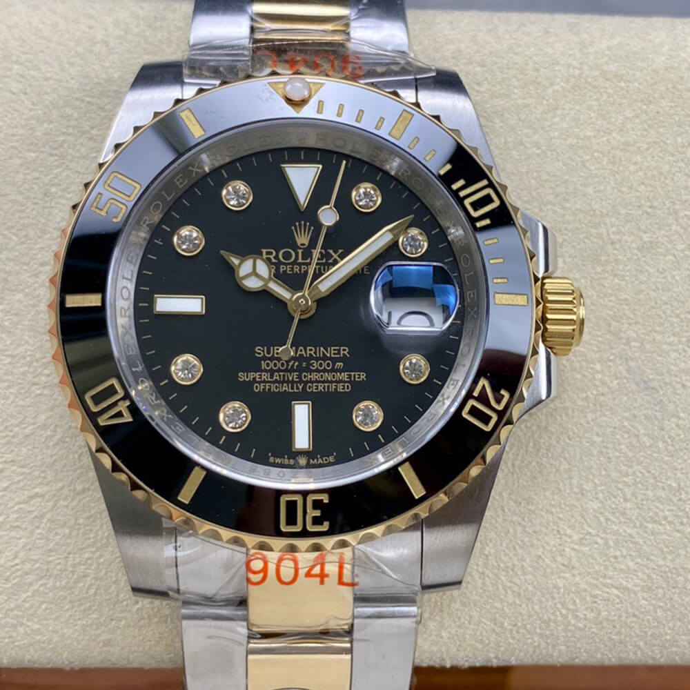 R01ex Submariner Date
