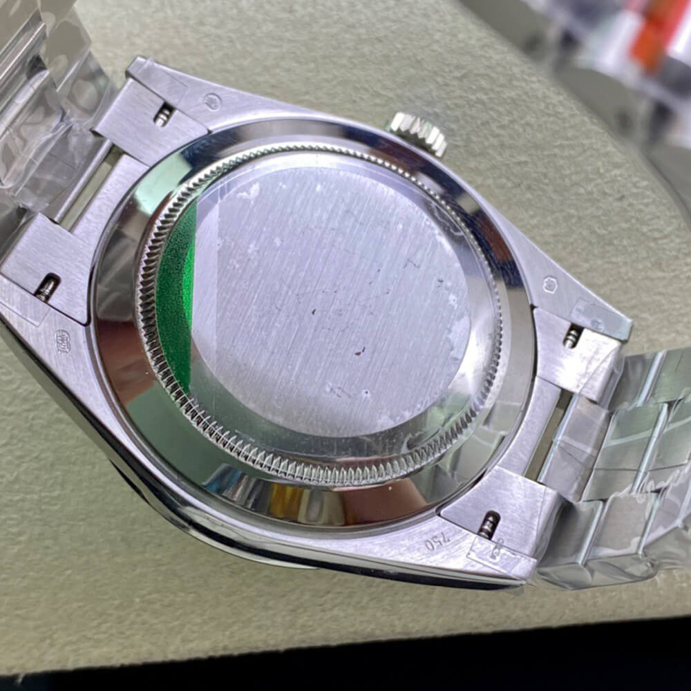 R01ex Day-Date 40