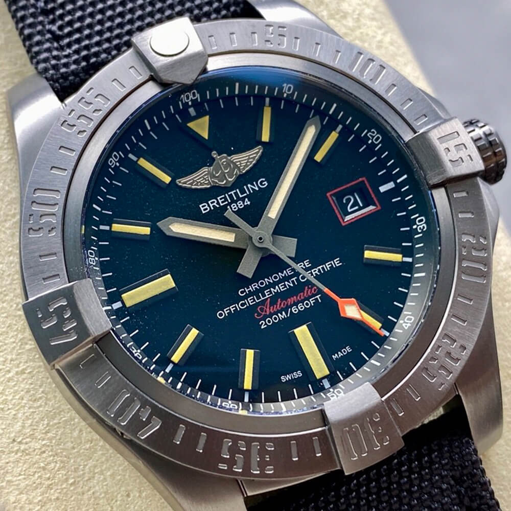 Breitling Avenger Blackbird 44