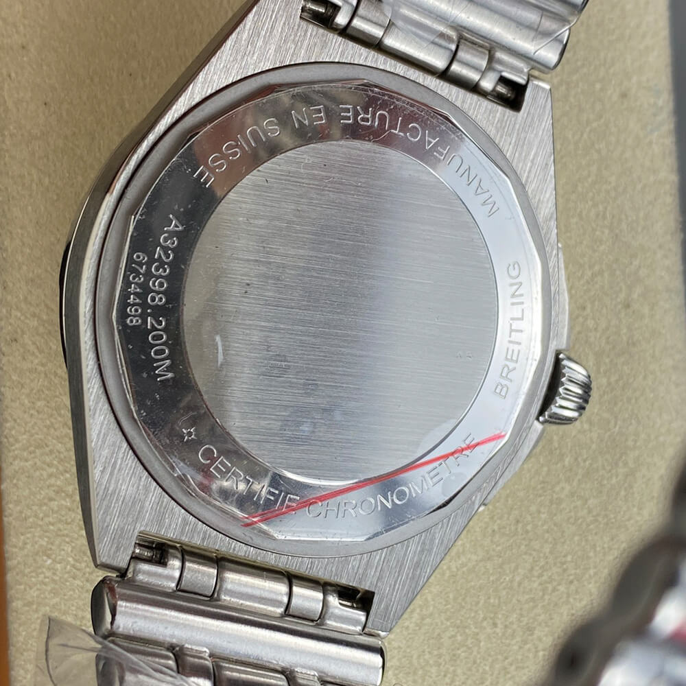 Breitling Chronomat Automatic GMT 40