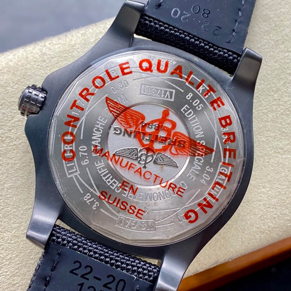 Breitling Avenger Blackbird 44