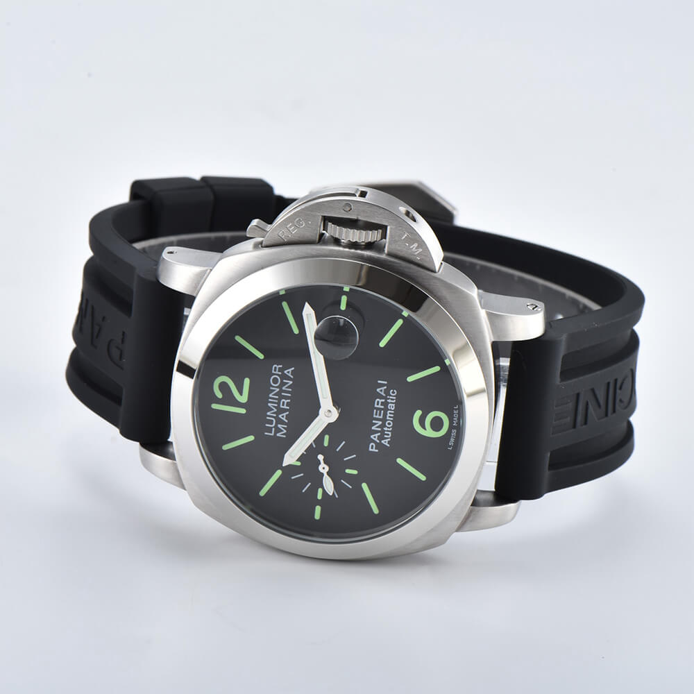 Pa*e*a1 LUMINOR MARINA 44mm