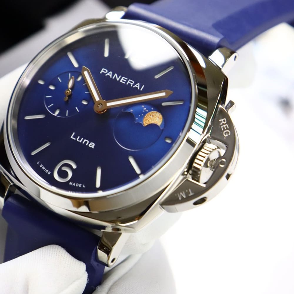 Pa*e*a1 LUMINOR Due 42mm